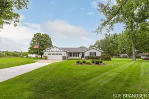 3633 Holiday Dr, Hamilton, MI 49419 - Photo 1
