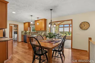 3633 Holiday Dr, Hamilton, MI 49419 - Photo 4