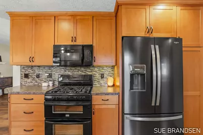 3633 Holiday Drive, Hamilton, MI 49419 - Photo 18