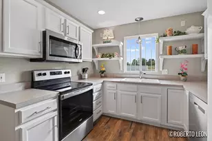 7520 Crooked Creek Dr SW, Byron Center, MI 49315 - Photo 12