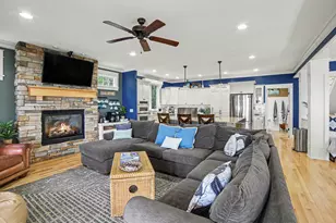 6493 W Bluewater Dr, Ludington, MI 49431 - Photo 6