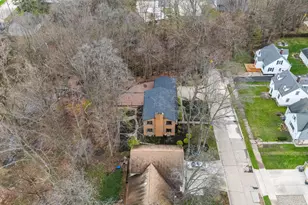 703 Comings Ave, Saint Joseph, MI 49085 - Photo 42