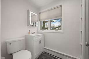 703 Comings Ave, Saint Joseph, MI 49085 - Photo 24