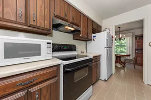 6607 Fleming Creek Dr, Ypsilanti, MI 48198 - Photo 16