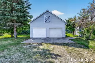 7565 S 56th Ave, Montague, MI 49437 - Photo 12