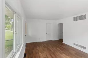 5218 Boylan Ave, Kalamazoo, MI 49004 - Photo 6