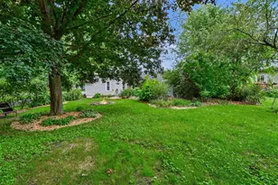 326 Beech St, Freeport, MI 49325 - Photo 26