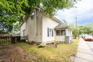 107 Babbitt St, Ypsilanti, MI 48198 - Photo 2