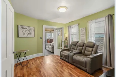 33 S State Street, Zeeland, MI 49464 - Photo 4