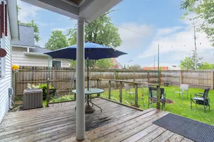 33 S State St, Zeeland, MI 49464 - Photo 16