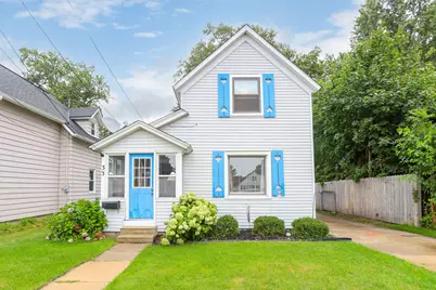 33 S State Street, Zeeland, MI 49464 - Photo 1