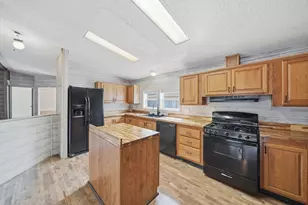 500 Rio Grande Dr, Adrian, MI 49221 - Photo 14