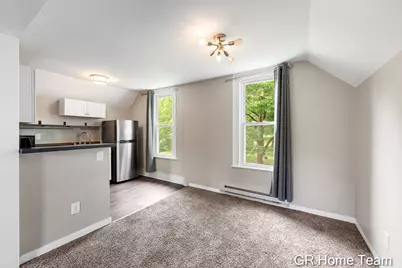 900 Fountain Street NE, Grand Rapids, MI 49503 - Photo 8