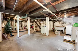 900 Fountain St NE, Grand Rapids, MI 49503 - Photo 36