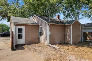 806 S Lincoln Ave, Three Rivers, MI 49093 - Photo 14