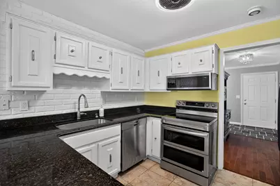 1285 Lamplighter Lane, Rochester Hills, MI 48306 - Photo 10