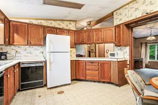 6727 W Youngren Rd, Three Oaks, MI 49128 - Photo 8