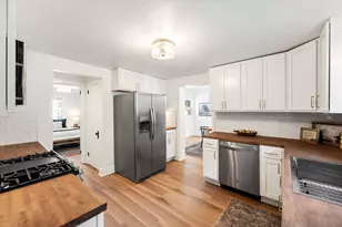 3985 SW Prairie Street SW, Grandville, MI 49418 - Photo 8