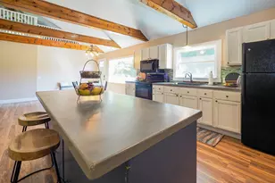 557 W James St, Lawrence, MI 49064 - Photo 8
