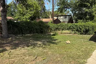 11646 Glastonbury Ave, Detroit, MI 48228 - Photo 2
