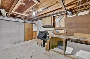 3024 Haskell St, Kalamazoo, MI 49006 - Photo 30