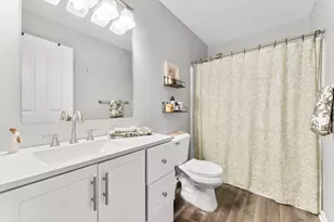 713 Abbington Ct, Howell, MI 48843 - Photo 14