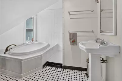 217 N Grand Street, Marshall, MI 49068 - Photo 38