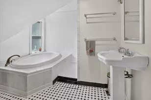 217 N Grand St, Marshall, MI 49068 - Photo 38