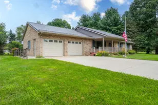 5685 Topanga Dr, Coloma, MI 49038 - Photo 1