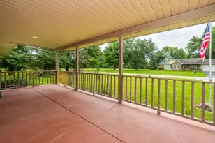 5685 Topanga Dr, Coloma, MI 49038 - Photo 4