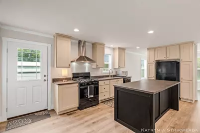 145 W Pin Oak Drive, Coopersville, MI 49404 - Photo 2