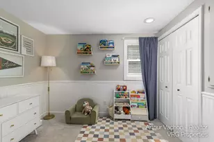 4054 Weymouth Dr SE, Grand Rapids, MI 49508 - Photo 8