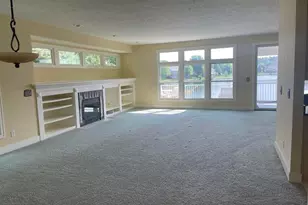 6852 Westshire Dr, Norton Shores, MI 49444 - Photo 10