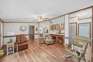 800 Missouri River Dr, Adrian, MI 49221 - Photo 6