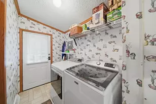 800 Missouri River Dr, Adrian, MI 49221 - Photo 14