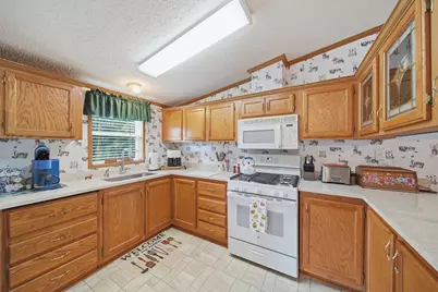 800 Missouri River Drive, Adrian, MI 49221 - Photo 12