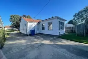 25173 Rosenbusch Blvd, Warren, MI 48089 - Photo 4