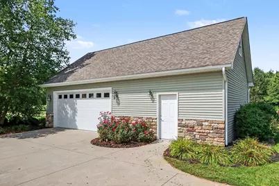 2421 Hickory Ridge, Galesburg, MI 49053 - Photo 4
