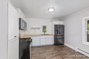 543 Leonard St NE, Grand Rapids, MI 49503 - Photo 8
