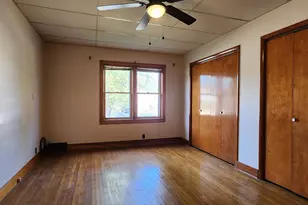 703 Hopkins St, Manistee, MI 49660 - Photo 16