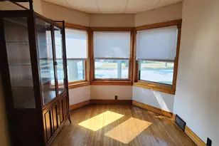 703 Hopkins St, Manistee, MI 49660 - Photo 12