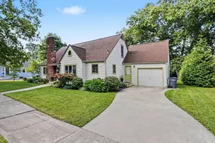 433 S Cass St, Berrien Springs, MI 49103 - Photo 2