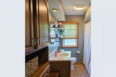 22425 Louise Street, Saint Clair Shores, MI 48081 - Photo 12