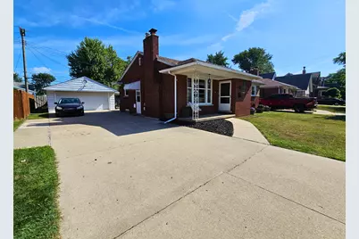 22425 Louise Street, Saint Clair Shores, MI 48081 - Photo 2