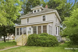 2244 Fuller Ave NE, Grand Rapids, MI 49505 - Photo 4