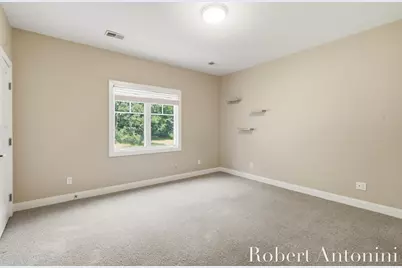 2025 Pine Nook Court NE, Grand Rapids, MI 49525 - Photo 42
