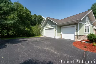 2025 Pine Nook Court NE, Grand Rapids, MI 49525 - Photo 50