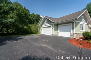 2025 Pine Nook Ct NE, Grand Rapids, MI 49525 - Photo 50