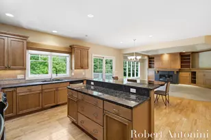 2025 Pine Nook Ct NE, Grand Rapids, MI 49525 - Photo 18