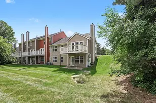 398 Rolling Meadows Dr, Ann Arbor, MI 48103 - Photo 24